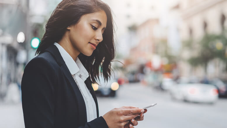 /siteassets/images/news-releases/nr-woman-phone-featured.jpg